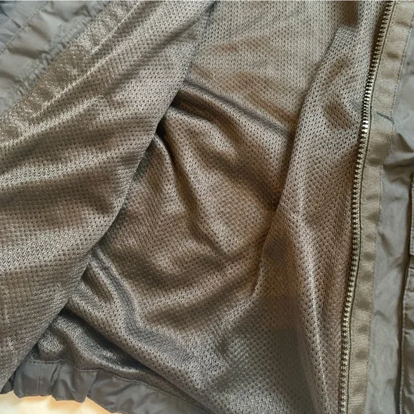 Old Navy Active RainJacket BOGO $5 - Picture 2 of 5